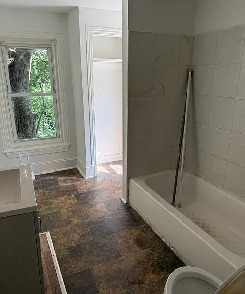 428 S Claymont St — Photo 7