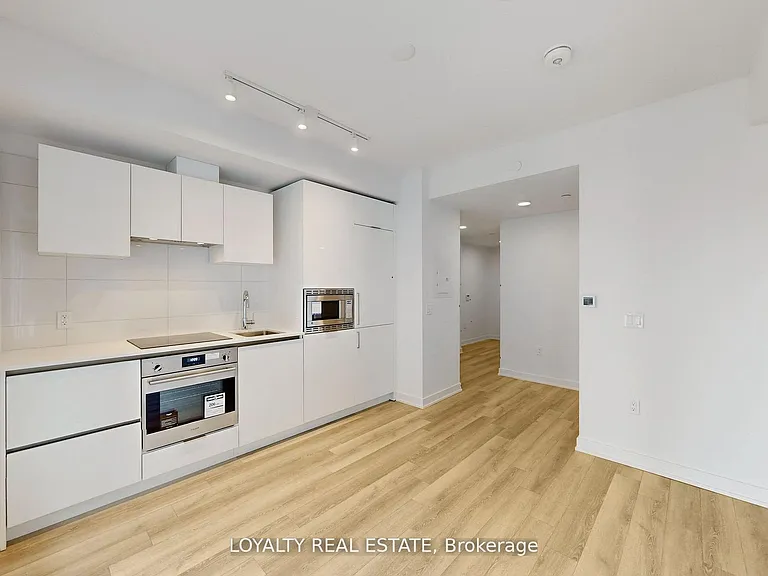 230 Simcoe St #2713 — Photo 6