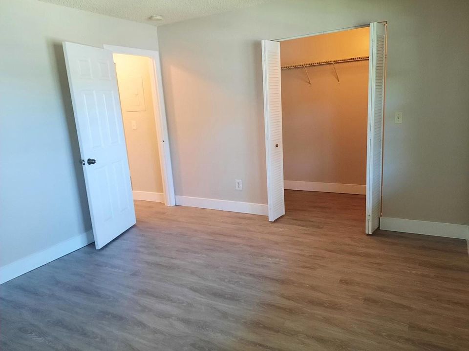 1st image of 2513 S 17th St Building 2