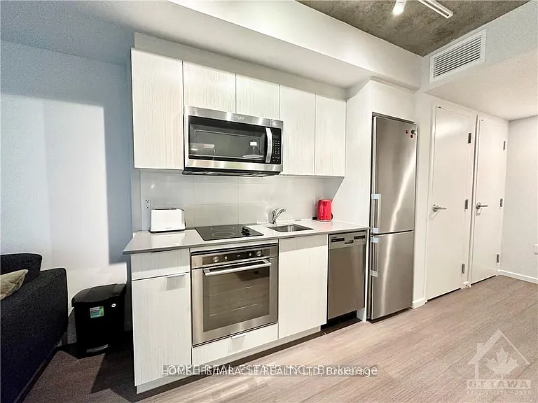105 Champagne Ave S #1610 — Photo 17