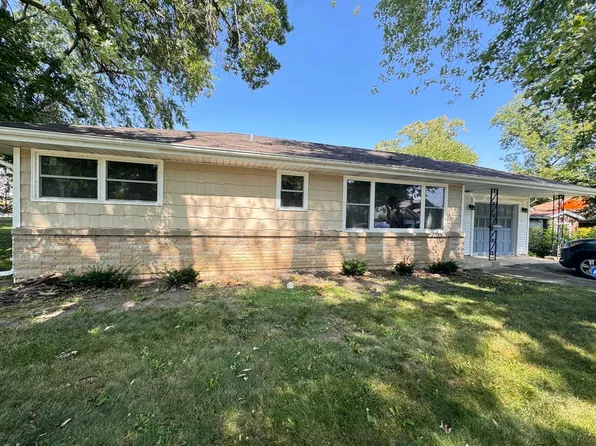 3314 Washington St, McHenry, IL 60050