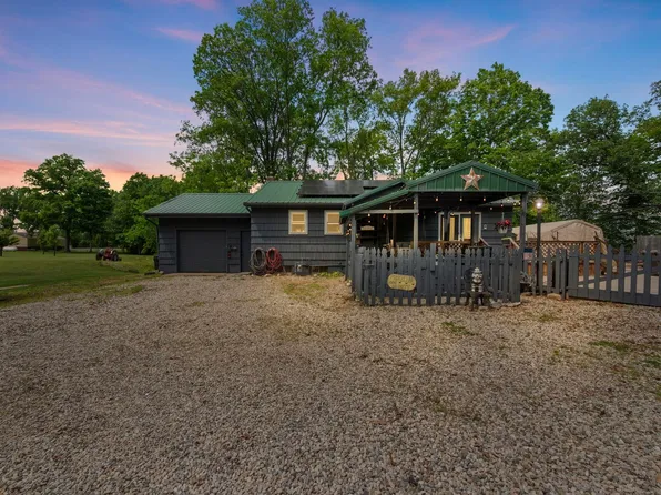 2526 S Airport Rd, Monticello, IN 47960