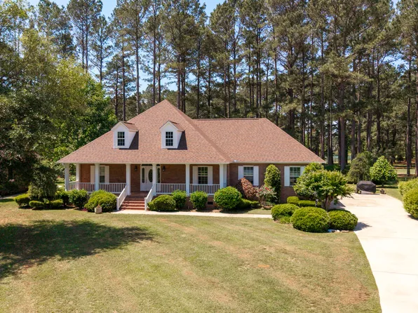 233 Plantation Dr, Manning, SC 29102