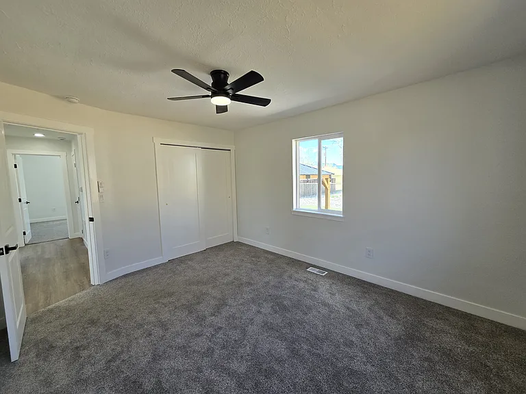 738 E Fountain Blvd — Photo 15