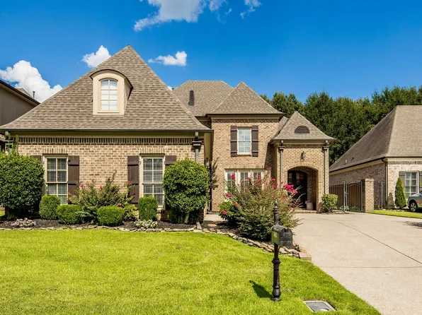 1682 Tartan Ln, Collierville, TN 38017