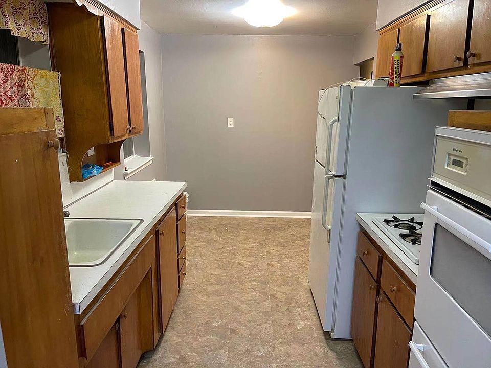 1st image of 2040 E 56th St APT 3