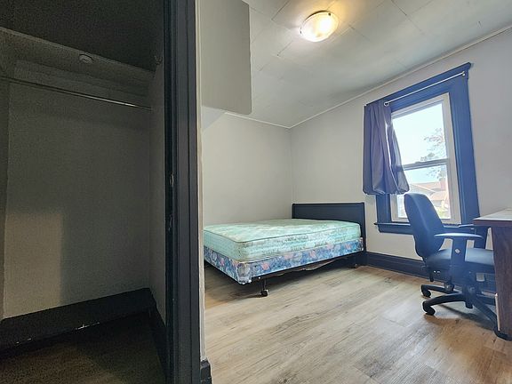 2nd image of 329 Randolph Ave Room 2-1