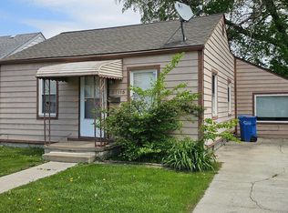 27116 Seyburn Ave, Warren, MI 48092