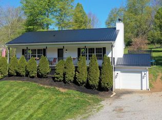 172 Grand Ridge Rd, Howard, OH 43028