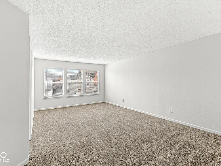 1316 Freemont Ln — Photo 18