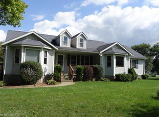 1551 Hilbish Ave, Akron, OH 44312