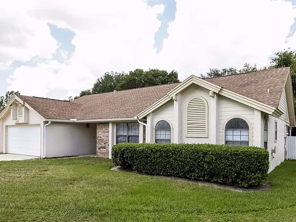 2nd image of 488 Autumn Oaks Pl