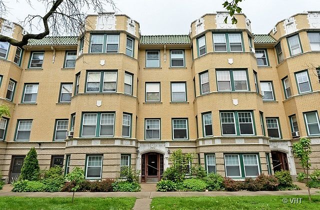 1st image of 1058 W Catalpa Ave #N2