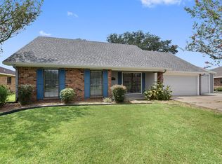 102 Quail Dr, Lafayette, LA 70508
