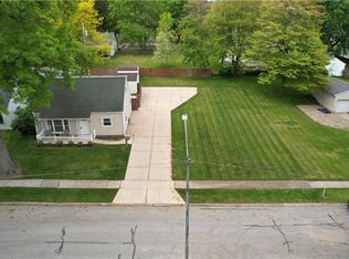 1353 Curtis Ave, Cuyahoga Falls, OH