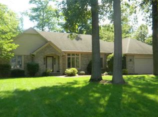 7079 W Carrie Dr, New Palestine, IN 46163