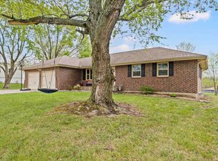 5018 NW Dawdy Dr, Topeka, KS 66618