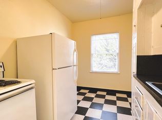 2355 NW Johnson St #207, Portland, OR 97210