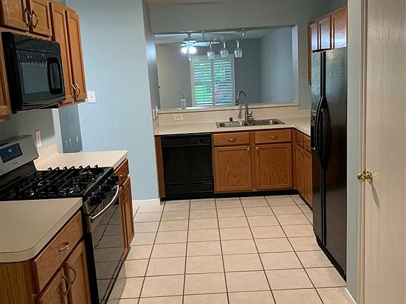 5th image of 7702 Sisterdale Dr