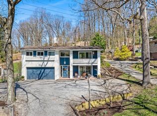 912 W Sutter Rd, Glenshaw, PA 15116