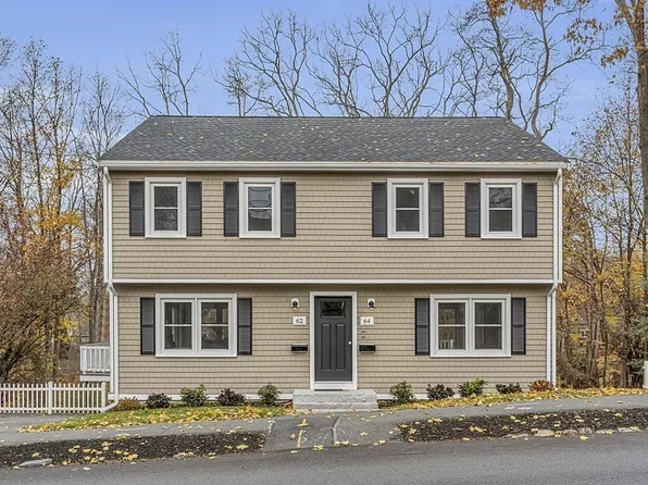 62 62/64 Elm St Condo 62, Stoneham, MA 02180