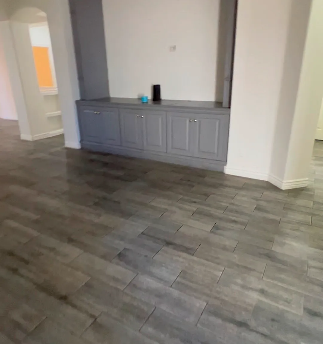 3 bed, 1427 sqft, $2,200 — Photo 2