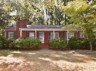 1227 Huntingdon Rd, Winston Salem, NC 27104