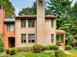 5929 Waters Edge Landing Ln, Burke, VA 22015