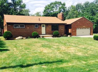 2098 Darnell Dr, Akron, OH 44319