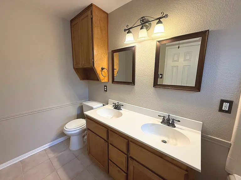 1002 Northern Dancer Dr — Photo 17