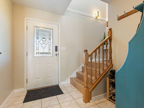 3rd image of 89 Timberlane Rd #A