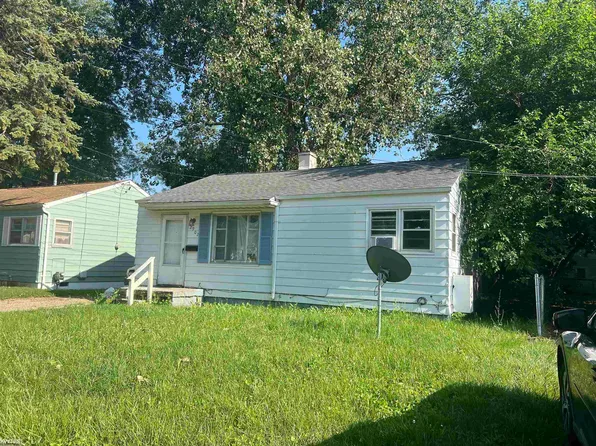 2902 Colorado Ave, Flint, MI 48506