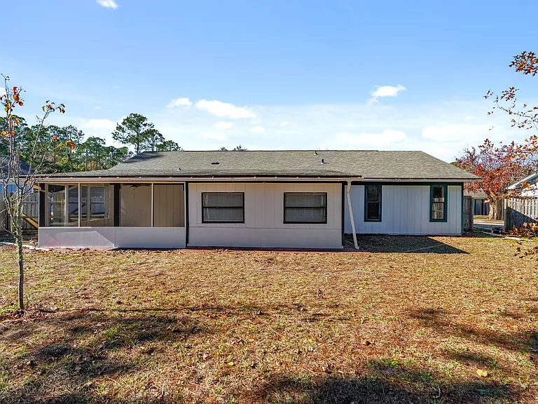 404 Westgate Cir — Photo 26