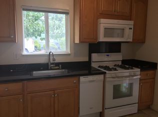 125 Hubbard St APT B, Santa Cruz, CA 95060