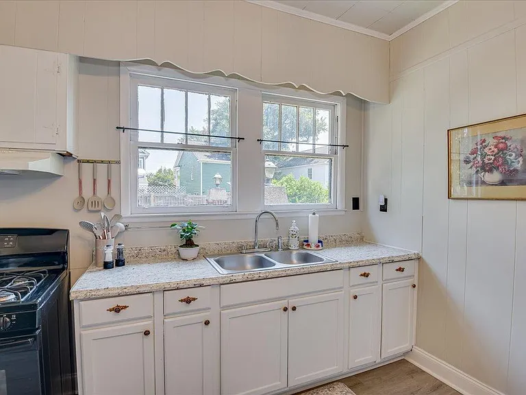 2350 Wrightsboro Rd — Photo 11