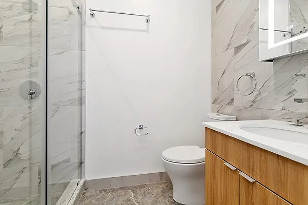 Rented by REAL New York | media 19