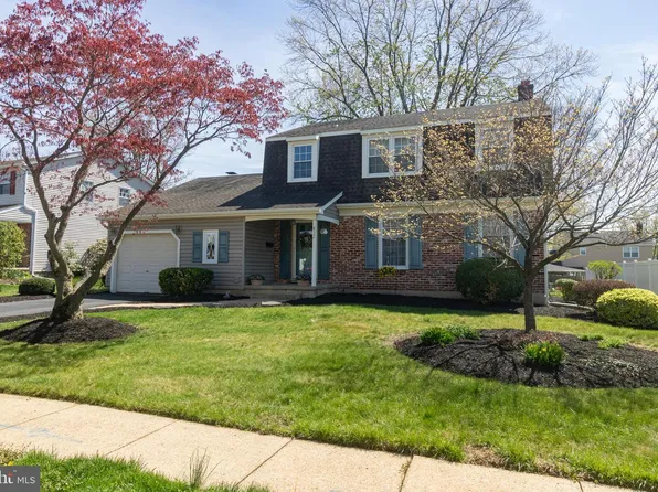 832 Cotswold Rd, Somerdale, NJ 08083