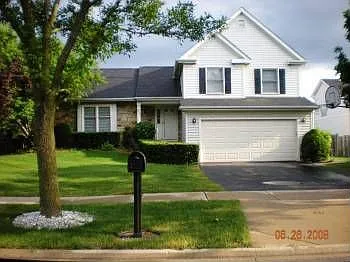 225 Stanton Ct W photo 1