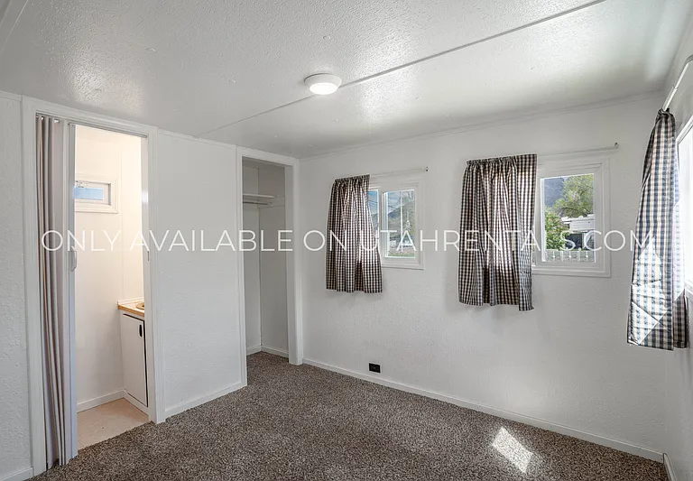 440 W Main St #5 — Photo 12