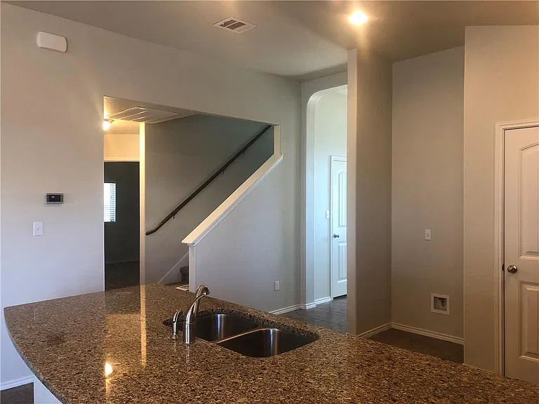 188 Brockston Dr — Photo 4