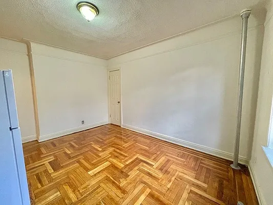 Rented by Keller Williams NYC | media 16