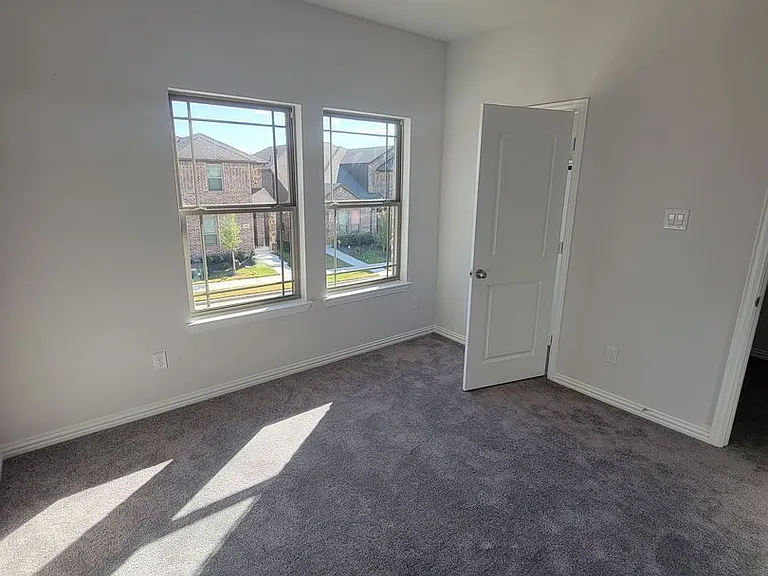 6713 Farsight Dr — Photo 14
