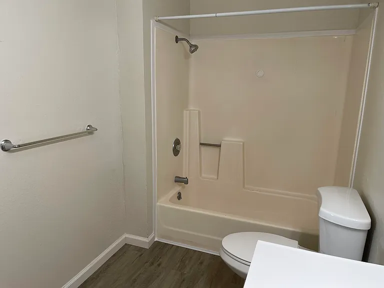 936 Franklin St #2 — Photo 17