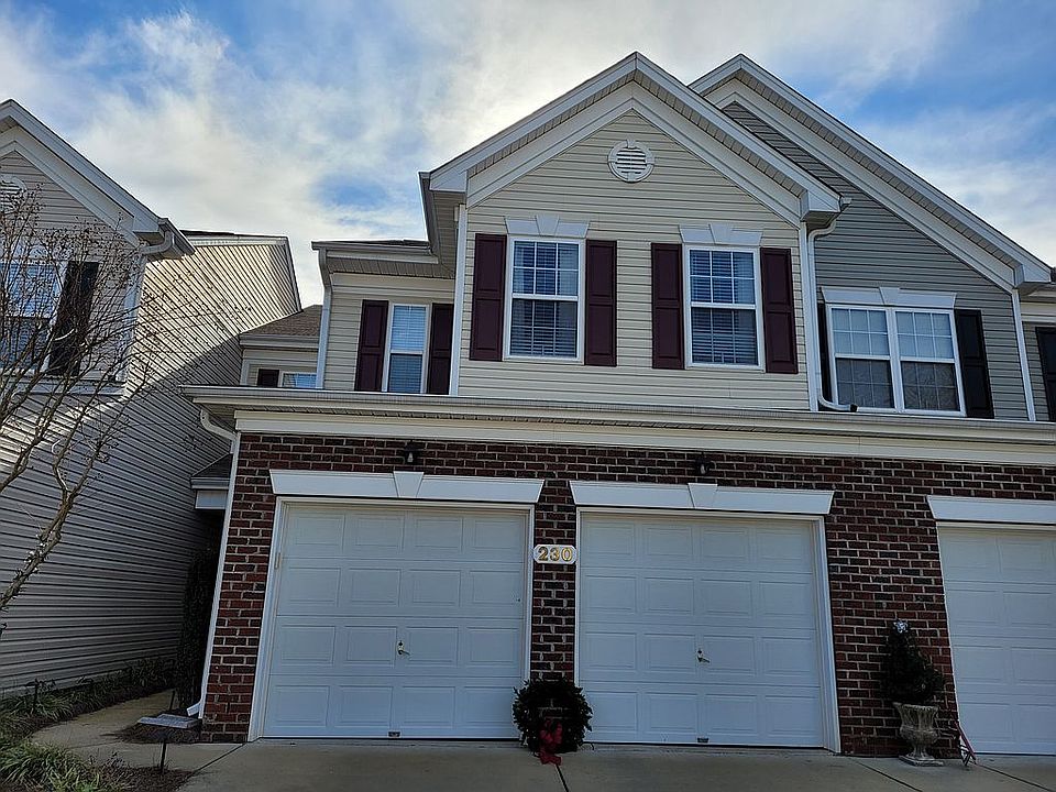 Middle Unit.  2 car garage