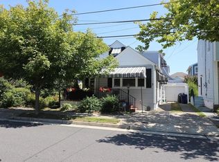 3 N Delavan Ave, Margate, NJ 08402