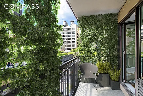 Rented by Compass | media 30