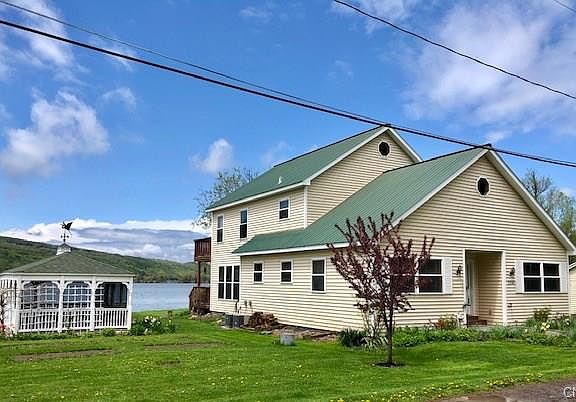 2nd image of 3767 Mooney Dr