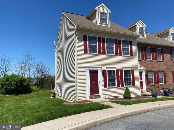 15 Weiser Ct, Womelsdorf, PA 19567