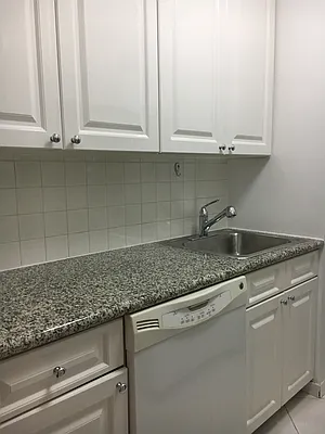 Rented by Peter Ashe | media 32