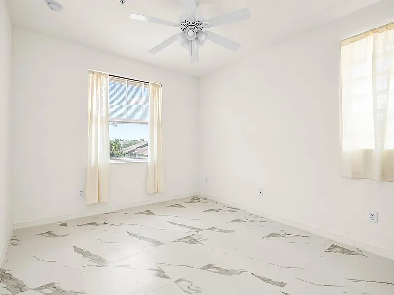 447 Corte Madera Ln #7 — Photo 37